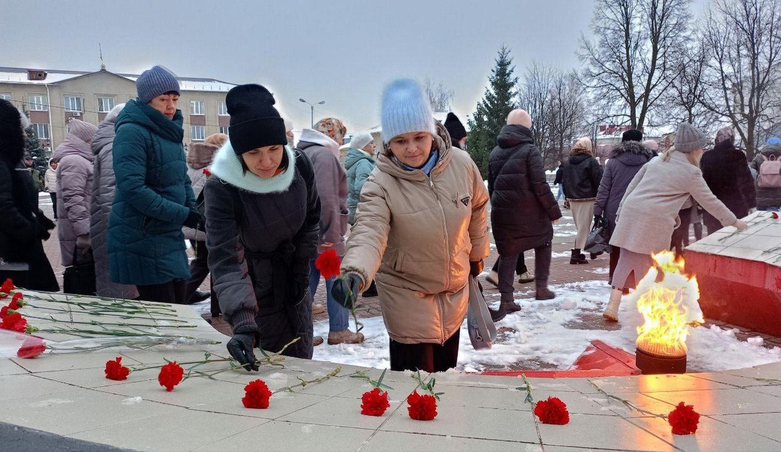 Памяти неизвестных героев!