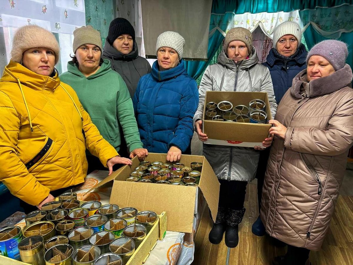 Окопные свечи: поддержка от волонтеров!